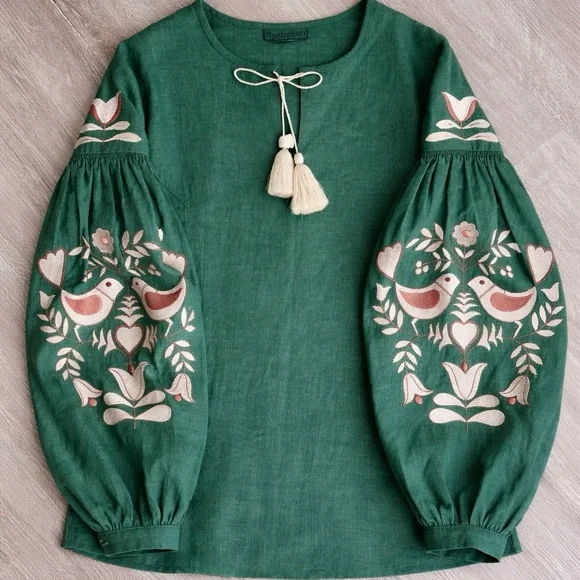 Ukrainian embroidery shirts for mama & daughter - Picture 3 of 5